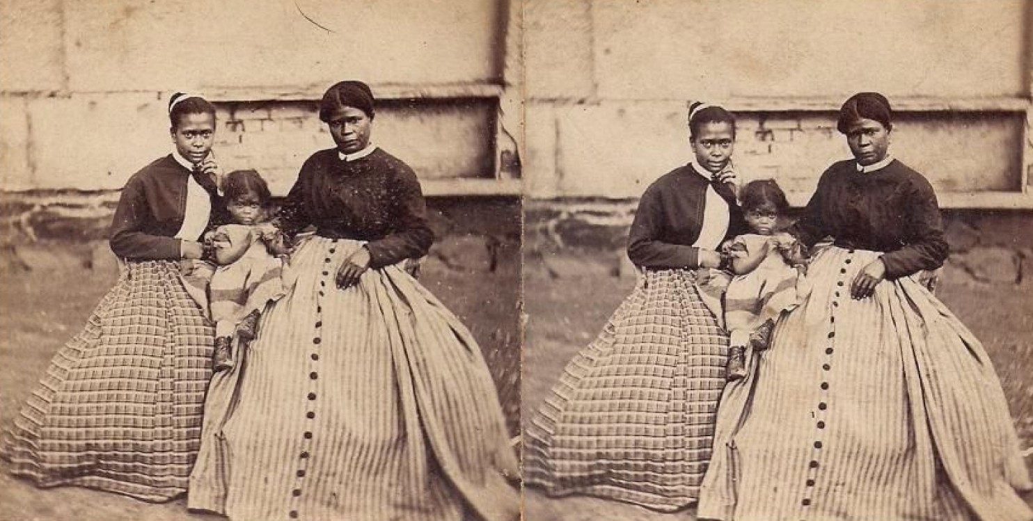 Selina Gray (r) with two of her children. Photo NPS